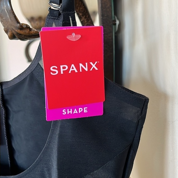 Brand New Spanx Open-Bust Mid-Thigh Bodysuit Very Black Slimming Shapewear - Picture 5 of 15
